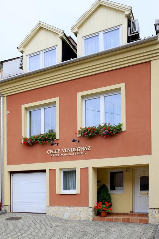 Cecey Vendeghaz Bed and Breakfast Eger Eksteriør billede